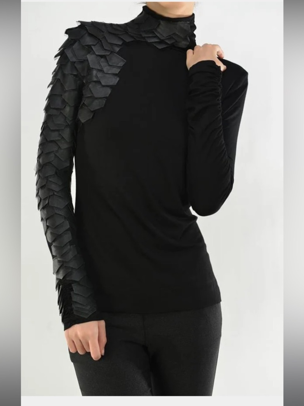 BLOOMINGDALE’S GRACIA FAUX LEATHER LONG SLEEVE TOP SHIRT SIZE L LARGE